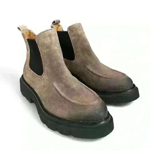 Sofft Samira Platform Chelsea Boot, Size 8-1/2, Taupe Suede, Distressed look - Picture 2 of 5